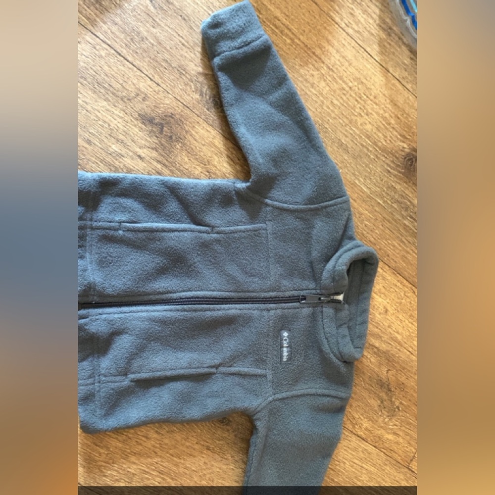 Columbia Jacket. Size 6-12m. Great condition